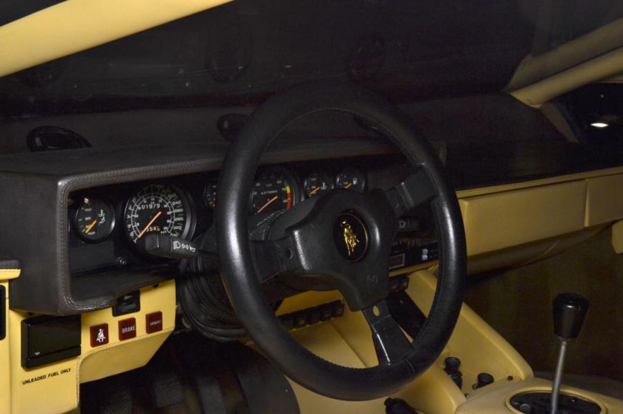  Lamborghini Countach 5000 QV 1987 года  (фото 9 из 63)
